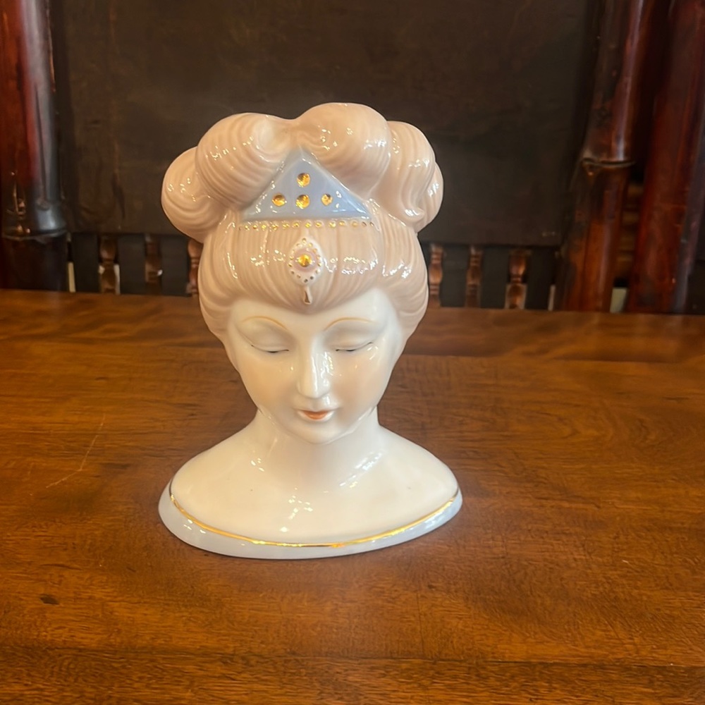 Vintage Lady Head Decor